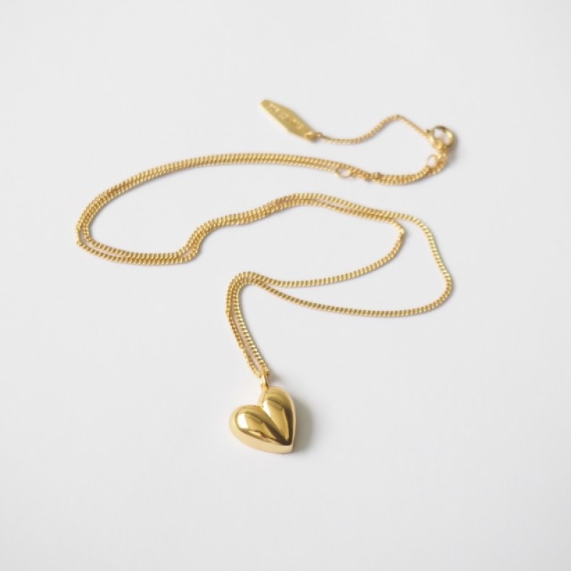 Elise Heart Necklace Gold