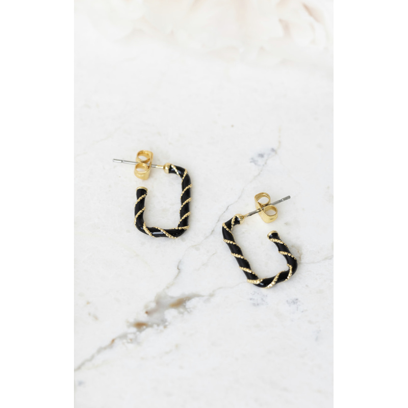 Carolina Twisted Square Earrings Black