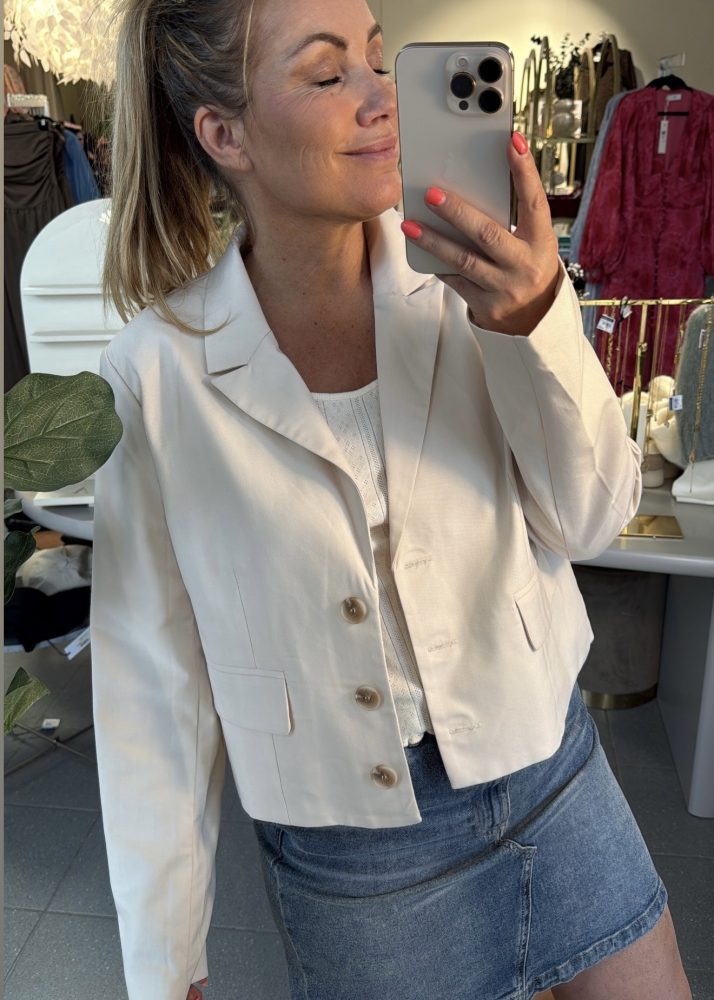 Vilma Short Blazer Beige