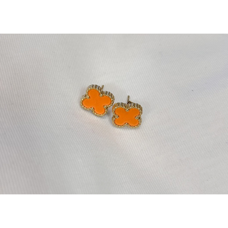 Clover Studs Orange