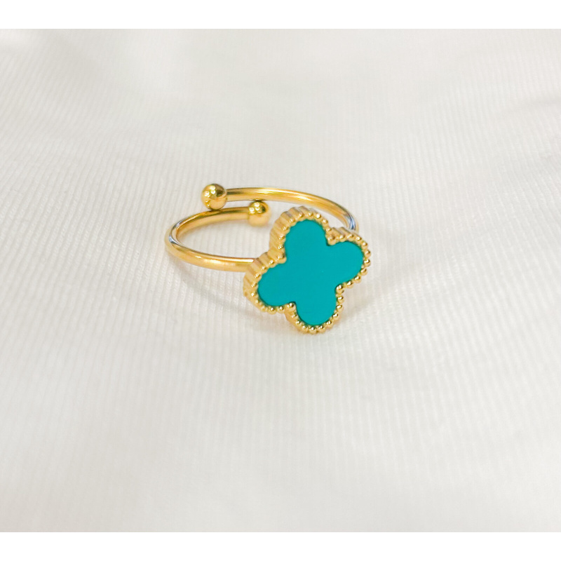 Clover Ring Mint