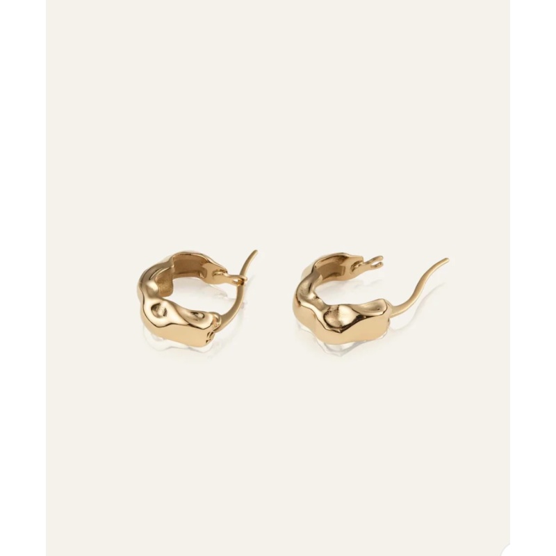 MOCKBERG Wavy Bolded Mini Hoops Gold - Bilde 3