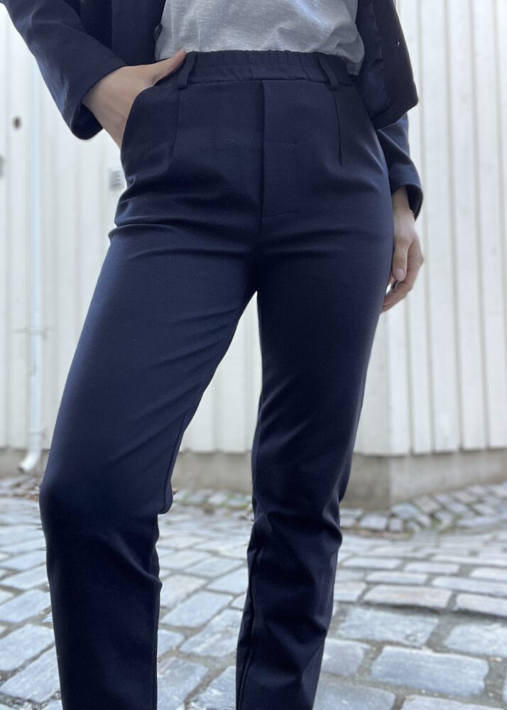 Connie Pants Navy