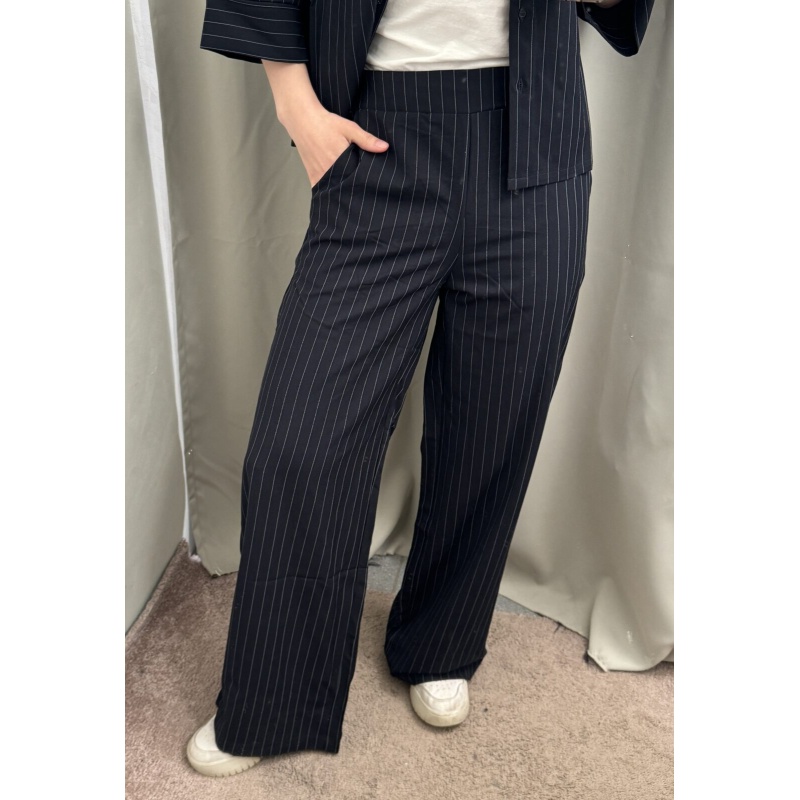 Vero Pinestripe Pants Navy