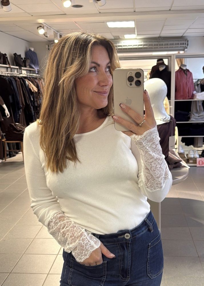 Lace Sweater White