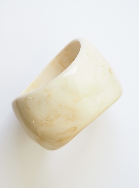 Ivory Bold Bangle
