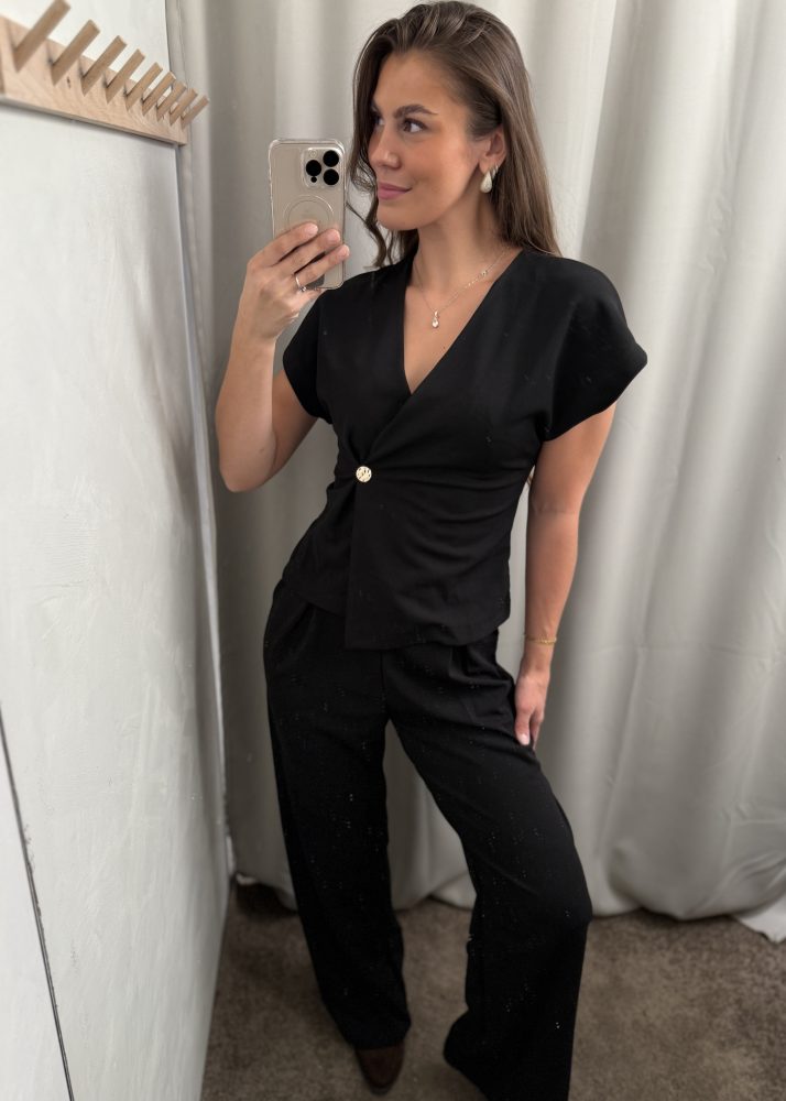 PREORDER Glut Vest Black