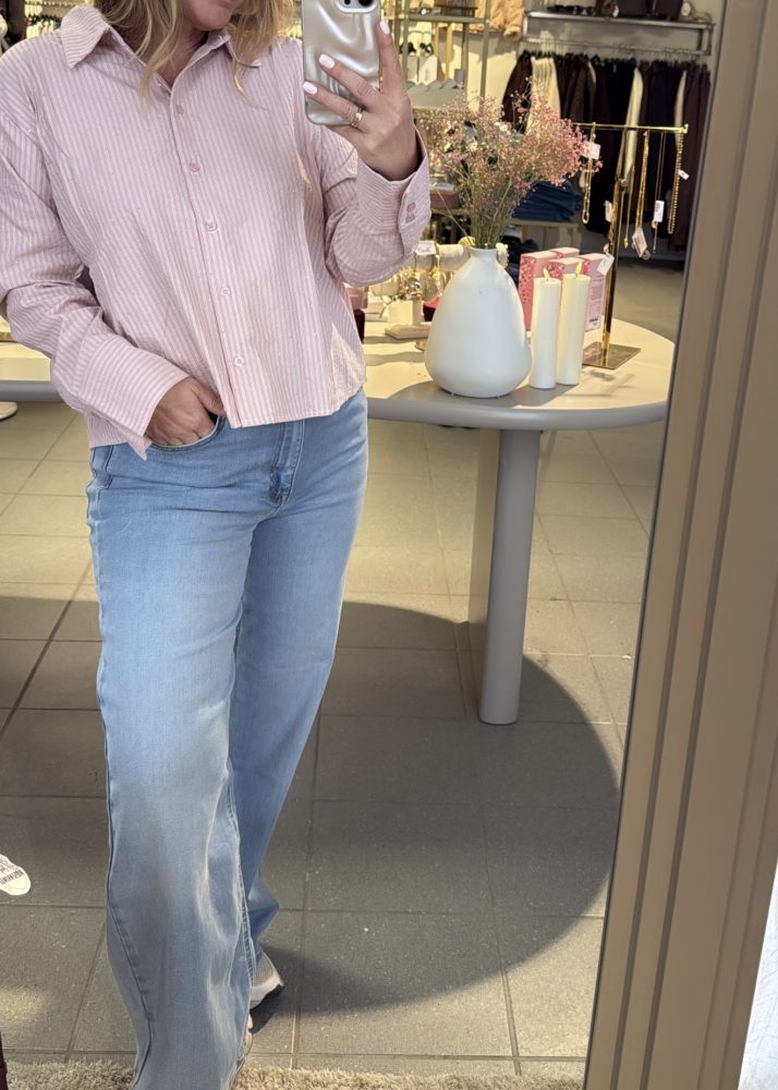 Madison Blush Wide Jeans - Light Blue Denim " 30