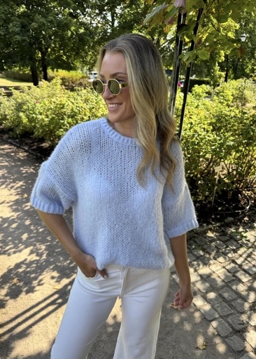 Cloud Knit Baby Blue